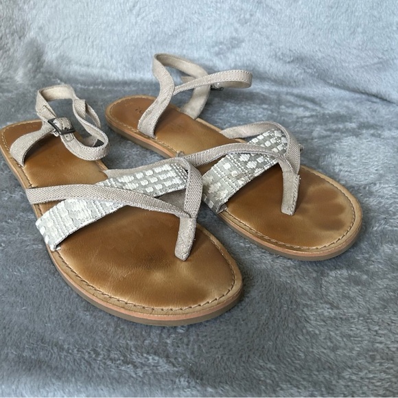 TOMS Sandals Womens Size 10 Open Toe Slip On Open Toe Adjustable Strap‎ Shoes - Picture 1 of 8